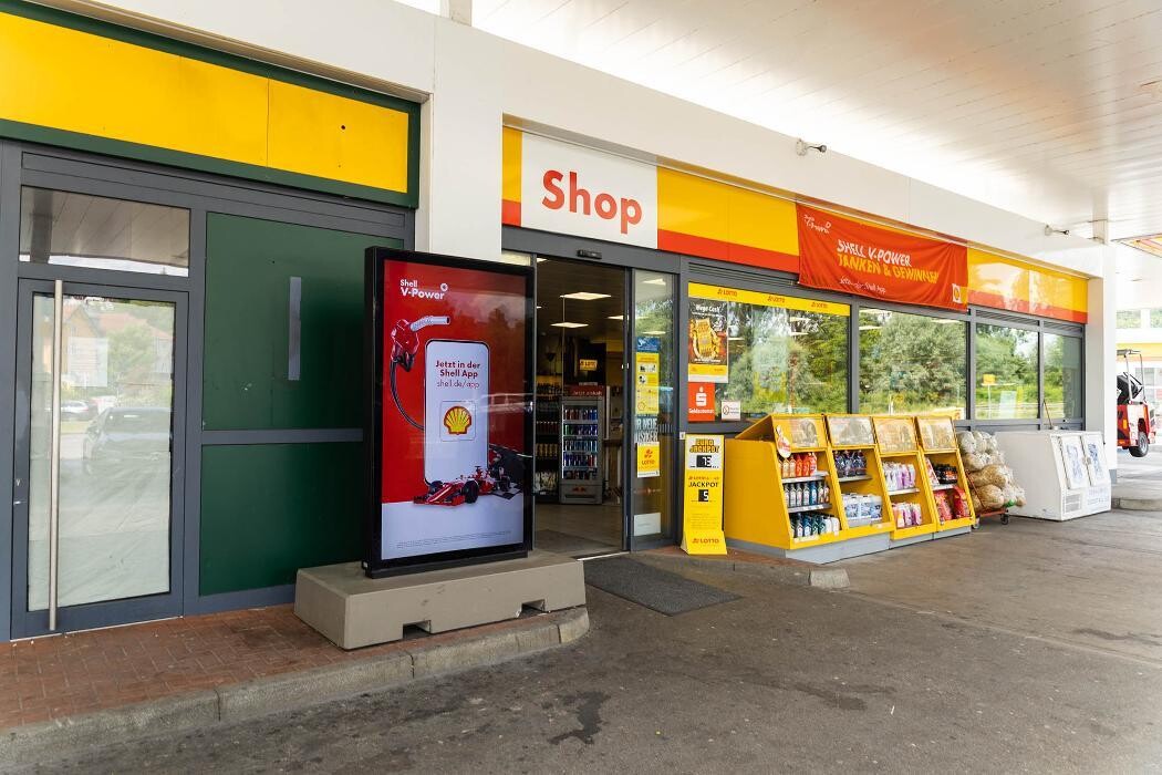 Bilder Shell Recharge Charging Station