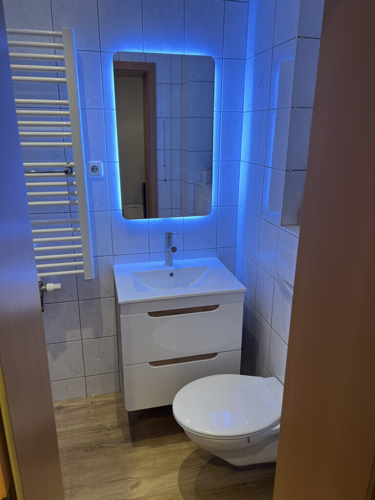 Bilder Jlelati Transport - Küchen & Möbelmontage