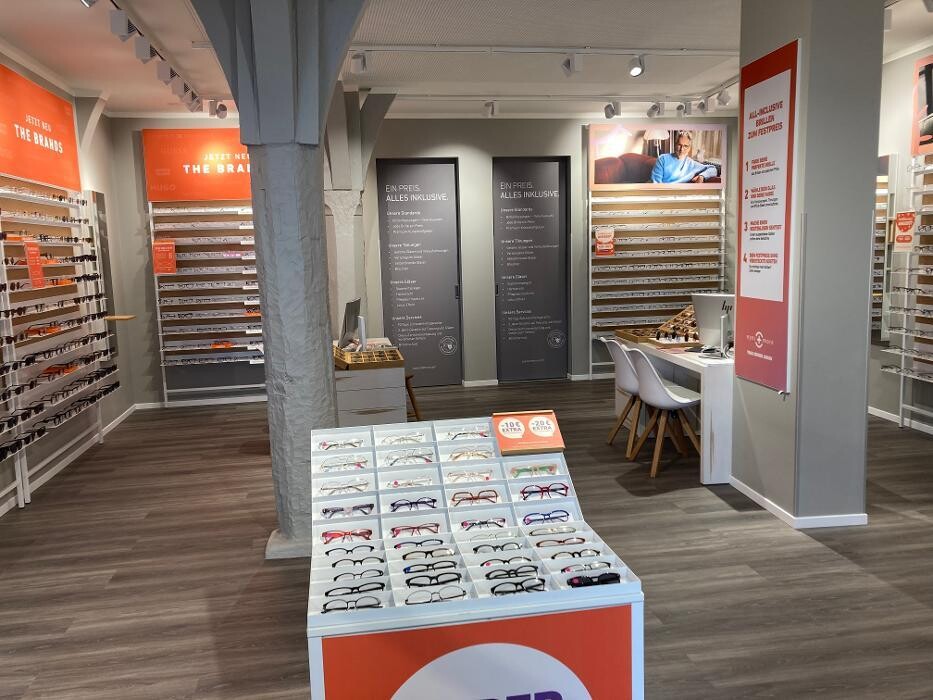 Bilder eyes + more Optiker Tübingen