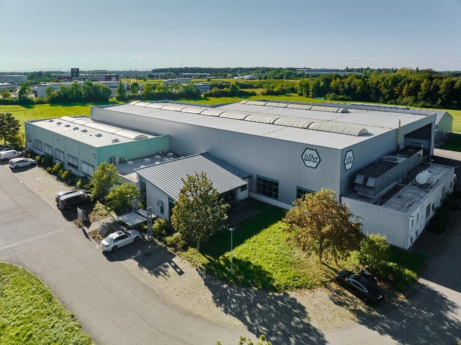 Bilder Willi Hahn GmbH Sasbach