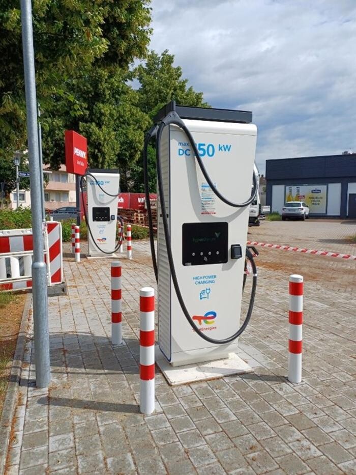 Bilder TotalEnergies Charging station