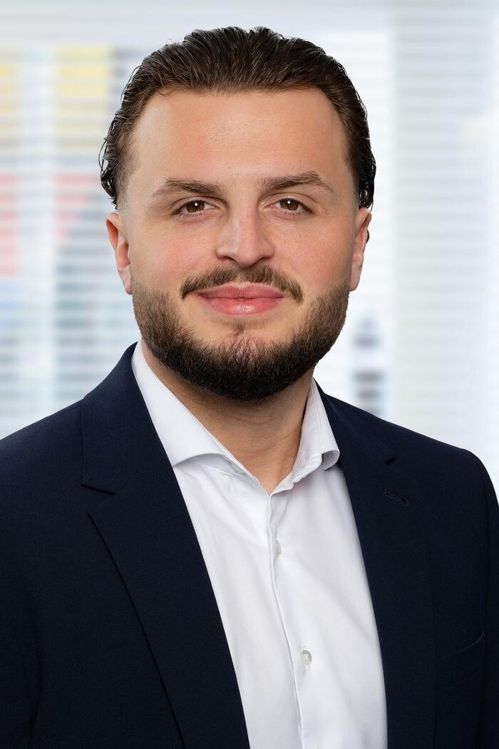 Bilder ERGO Versicherung Leart Sabani