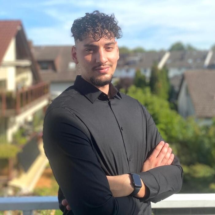 Bilder ERGO Versicherung Bachir Boulaich Azifi