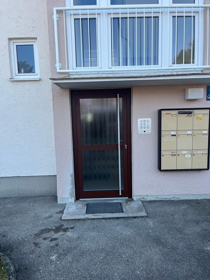 Bilder Christian Reiter Boden Fenster Türen