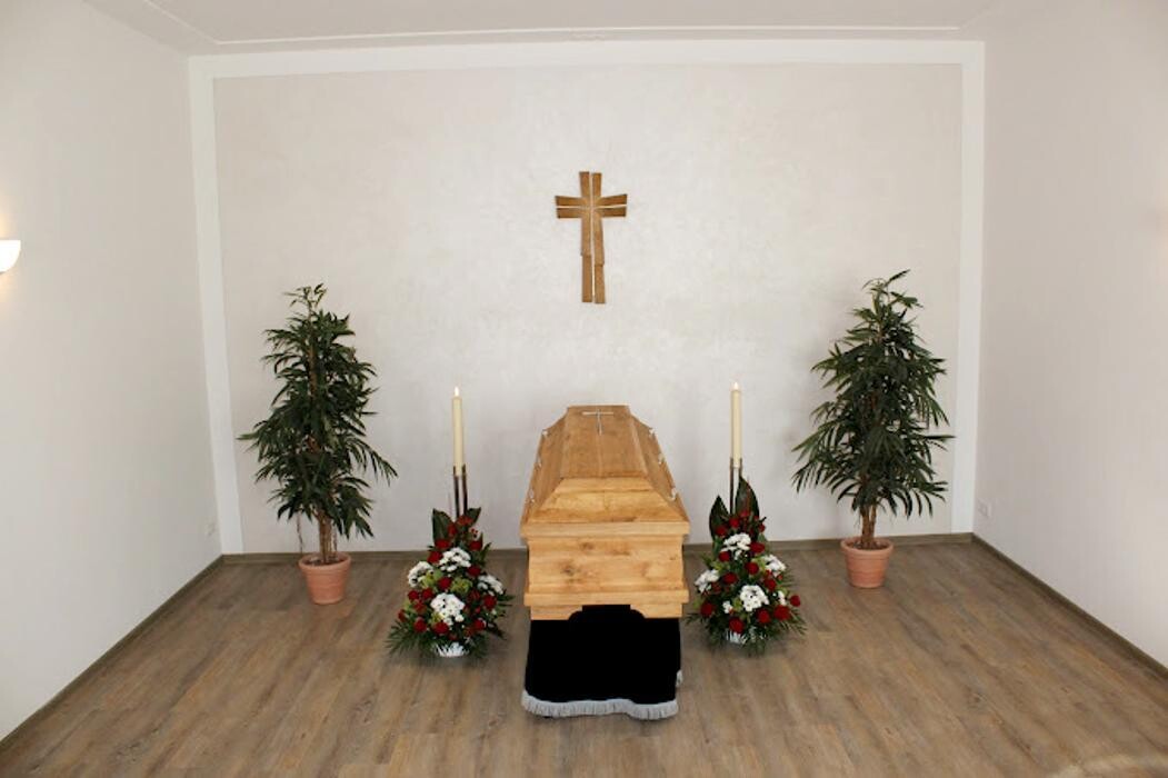 Bilder Bestattungsdienst Uhl OHG