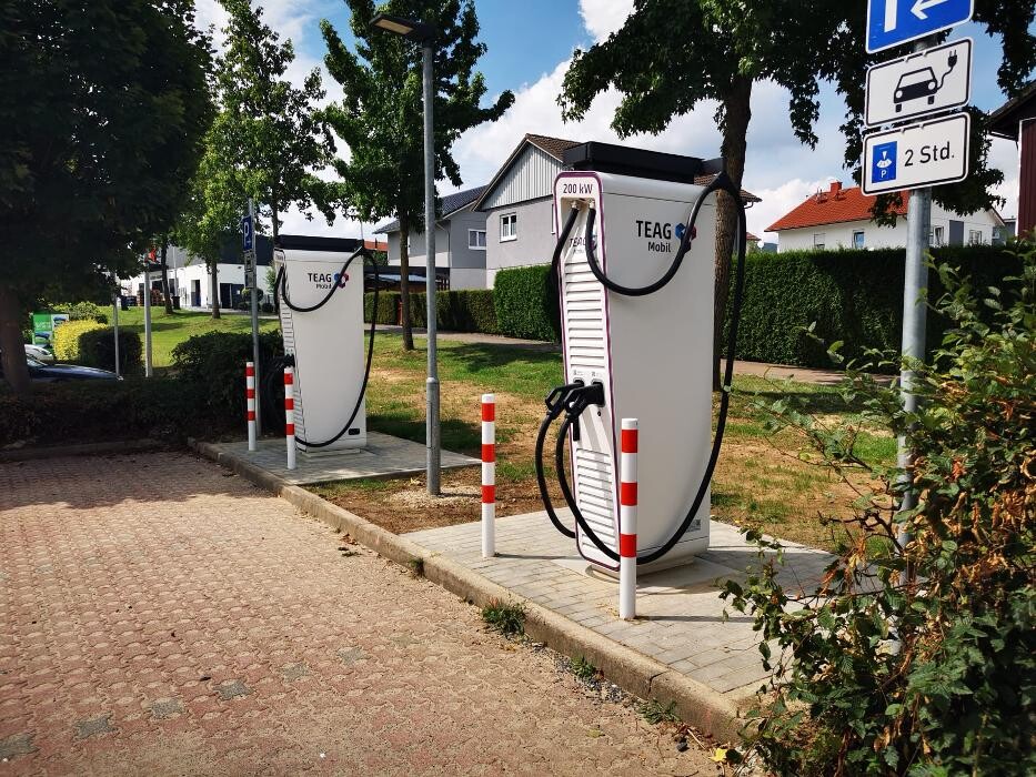 Bilder TEAG Mobil-Ladestation