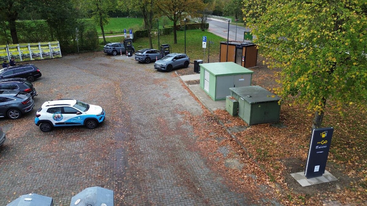 Bilder EWE Go HOCHTIEF Ladepartner-Ladestation