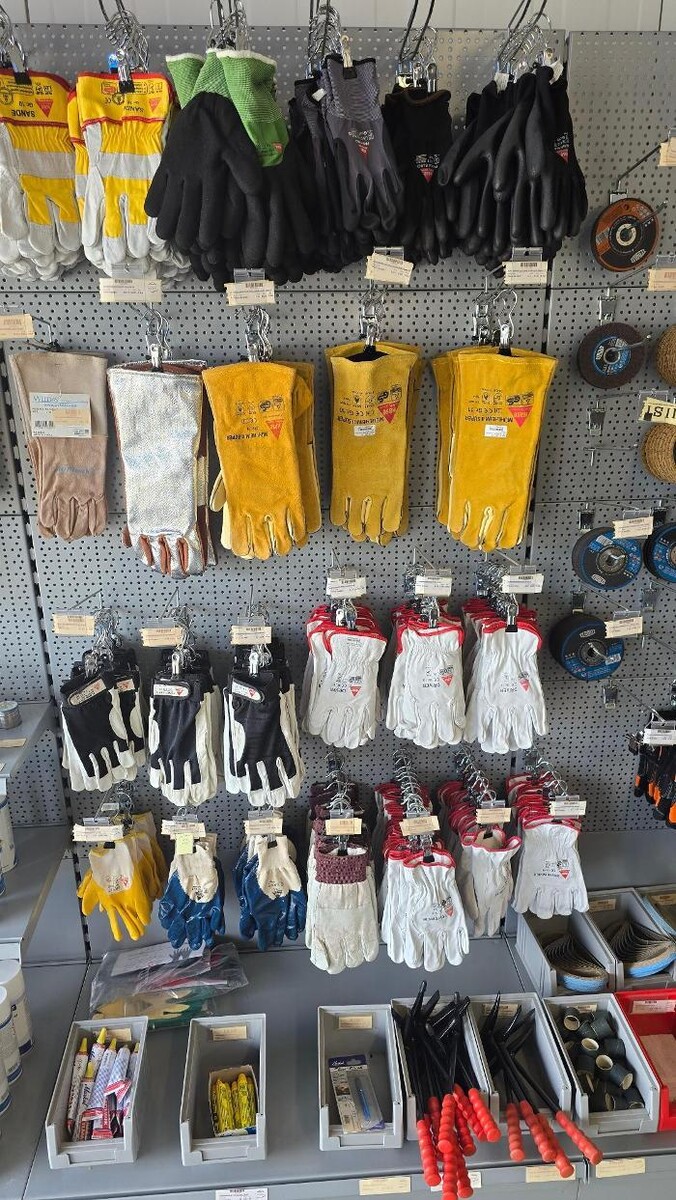 Bilder Gas & More Düsseldorf MB Schweisstech. Fachhandel GmbH