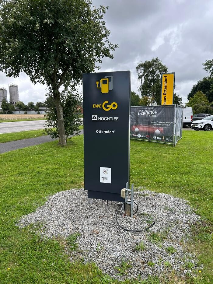 Bilder EWE Go HOCHTIEF Ladepartner-Ladestation