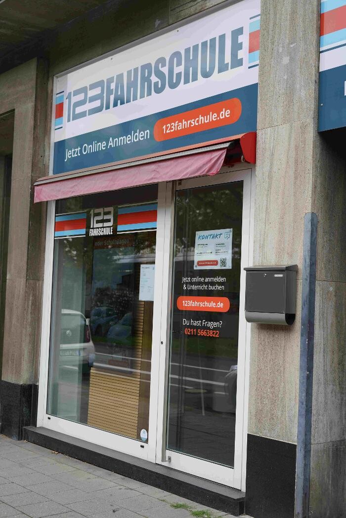 Bilder 123 FAHRSCHULE Düsseldorf-Oberkassel