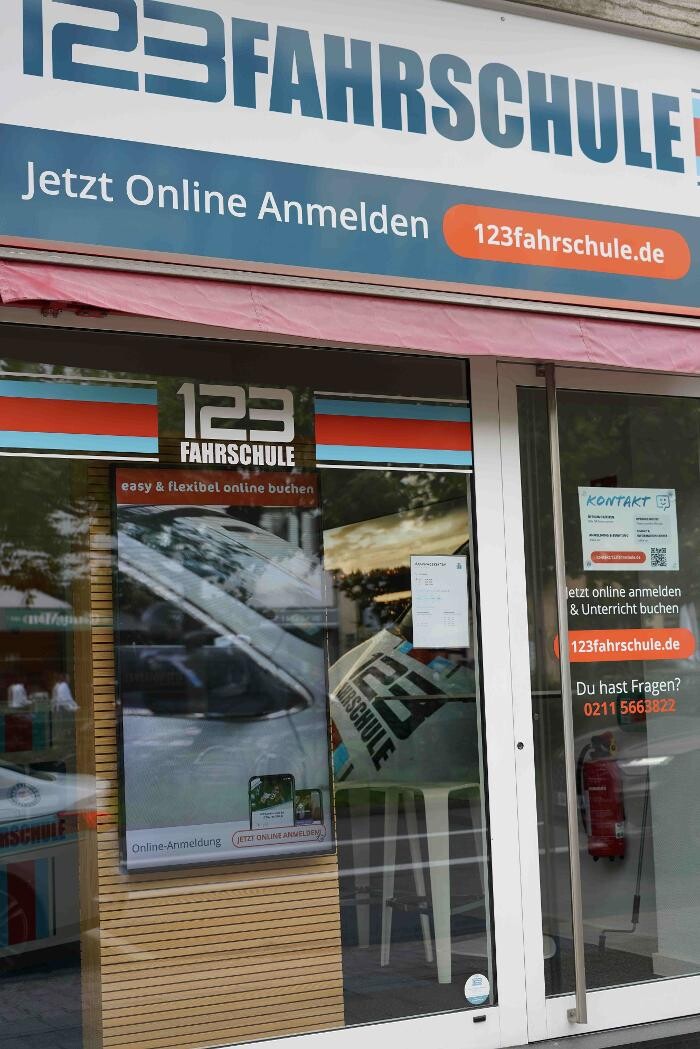 Bilder 123 FAHRSCHULE Düsseldorf-Oberkassel
