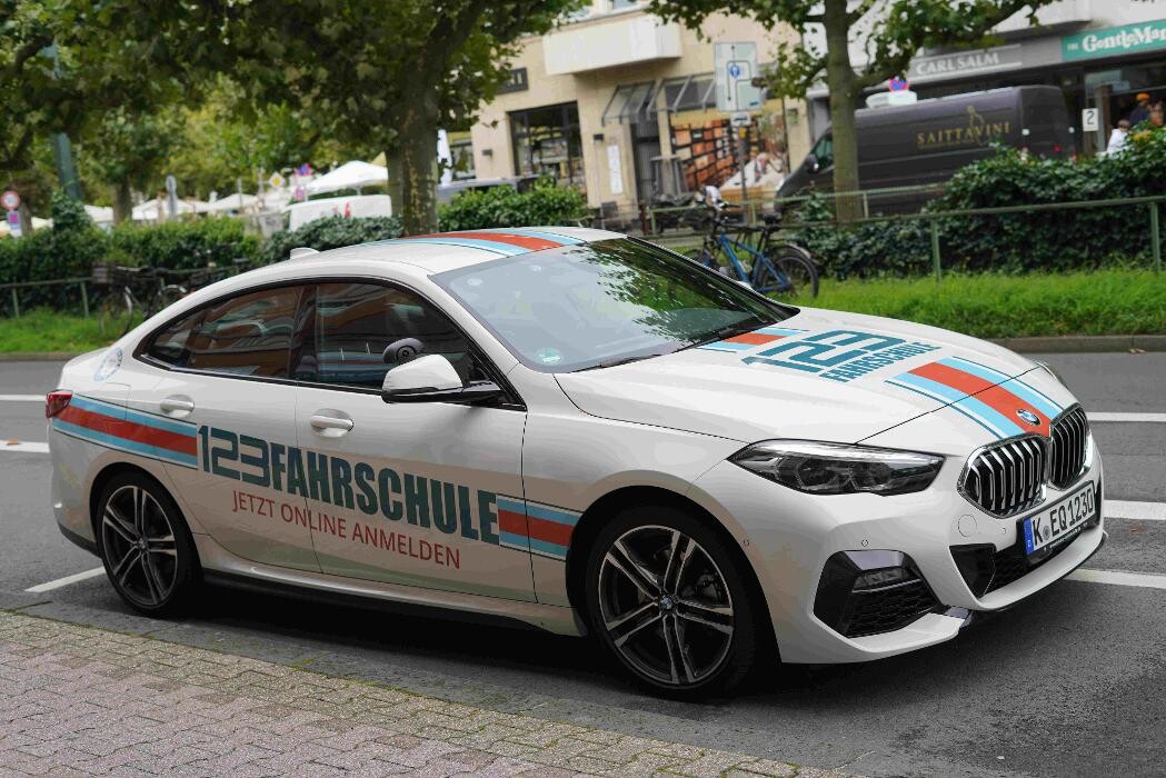 Bilder 123 FAHRSCHULE Düsseldorf-Oberkassel