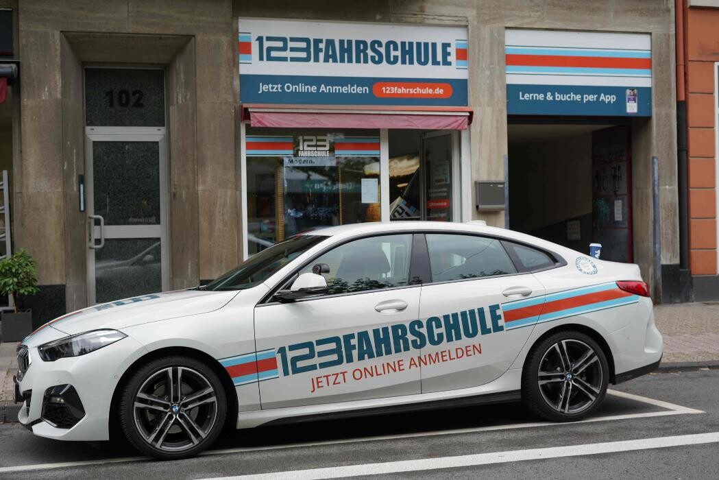 Bilder 123 FAHRSCHULE Düsseldorf-Oberkassel