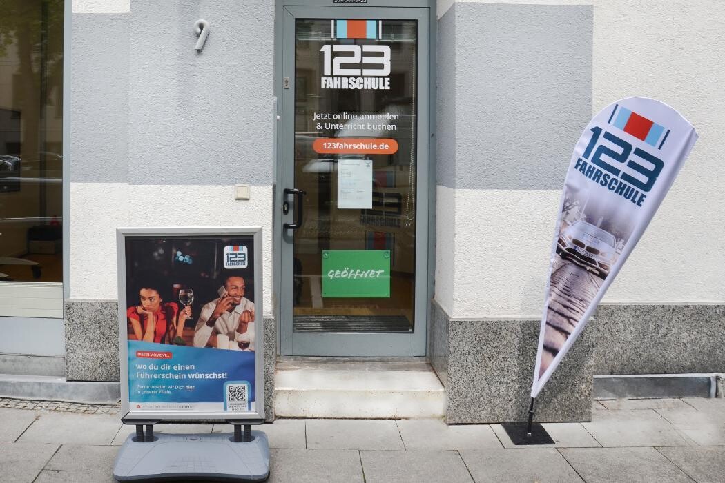 Bilder 123 FAHRSCHULE Bonn