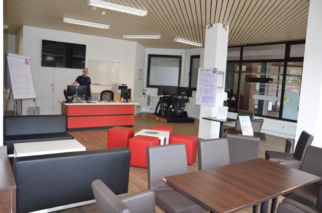 Bilder 123 FAHRSCHULE Voerde Niederrhein