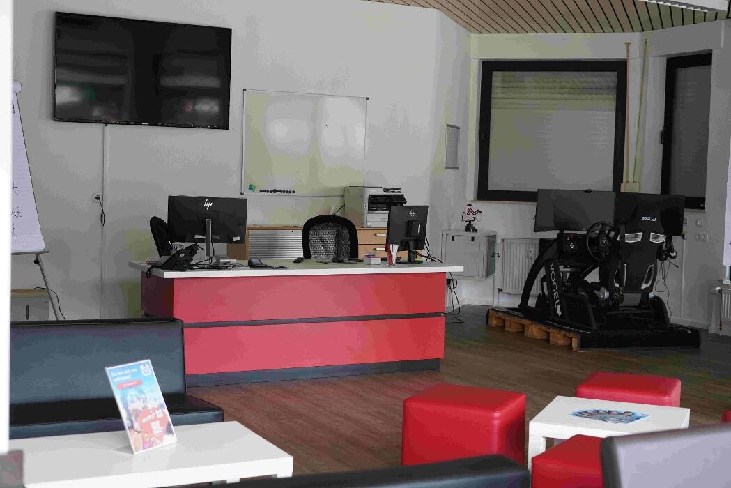 Bilder 123 FAHRSCHULE Voerde Niederrhein