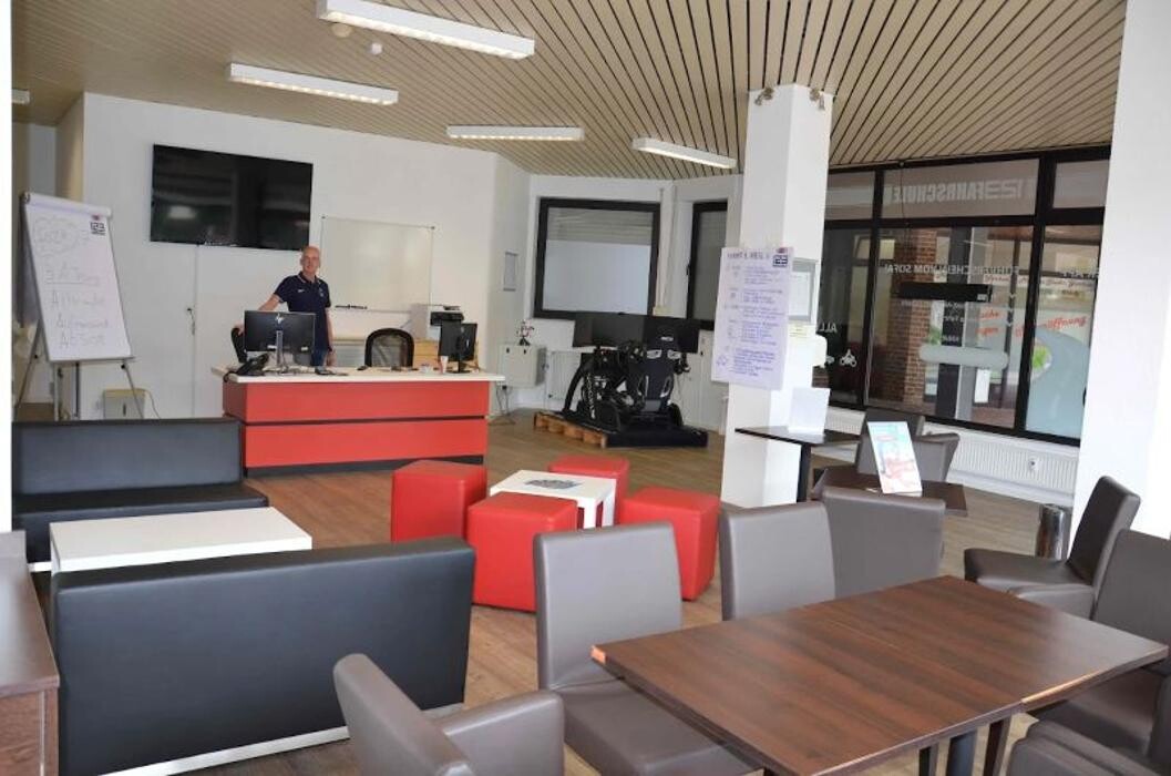 Bilder 123 FAHRSCHULE Voerde Niederrhein