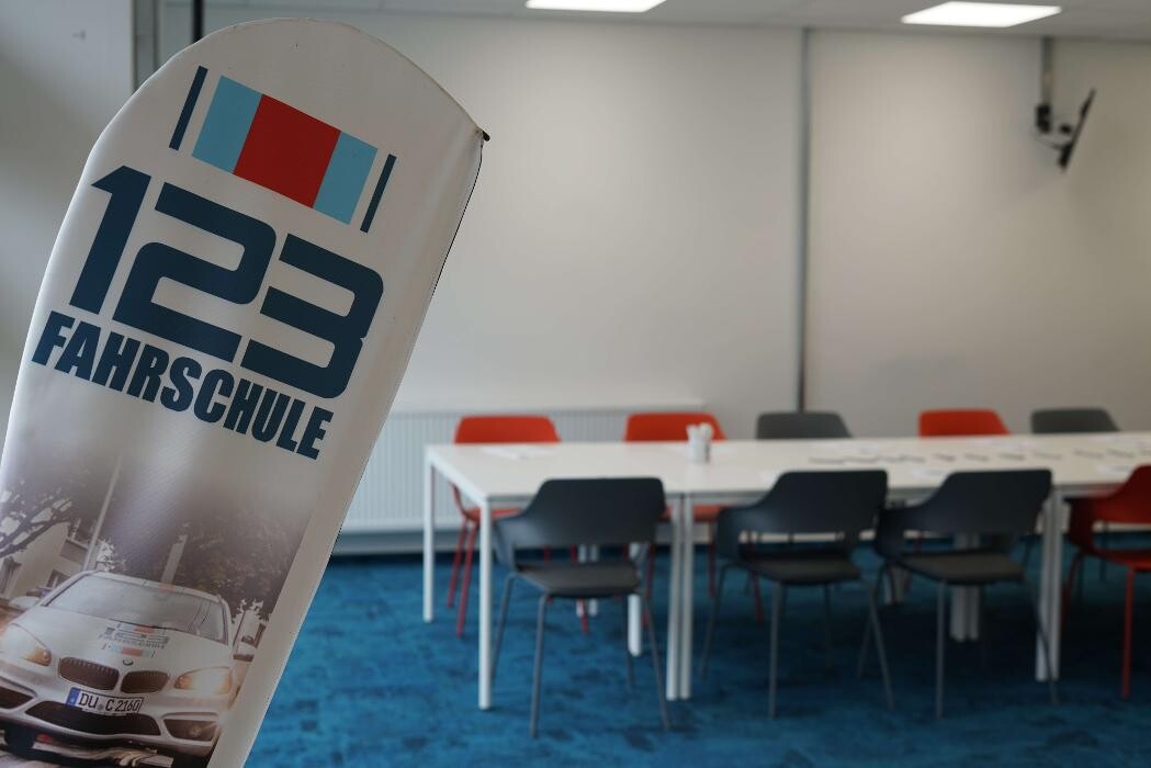 Bilder 123 FAHRSCHULE Neuss