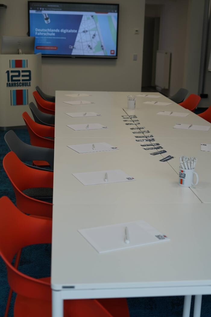 Bilder 123 FAHRSCHULE Neuss