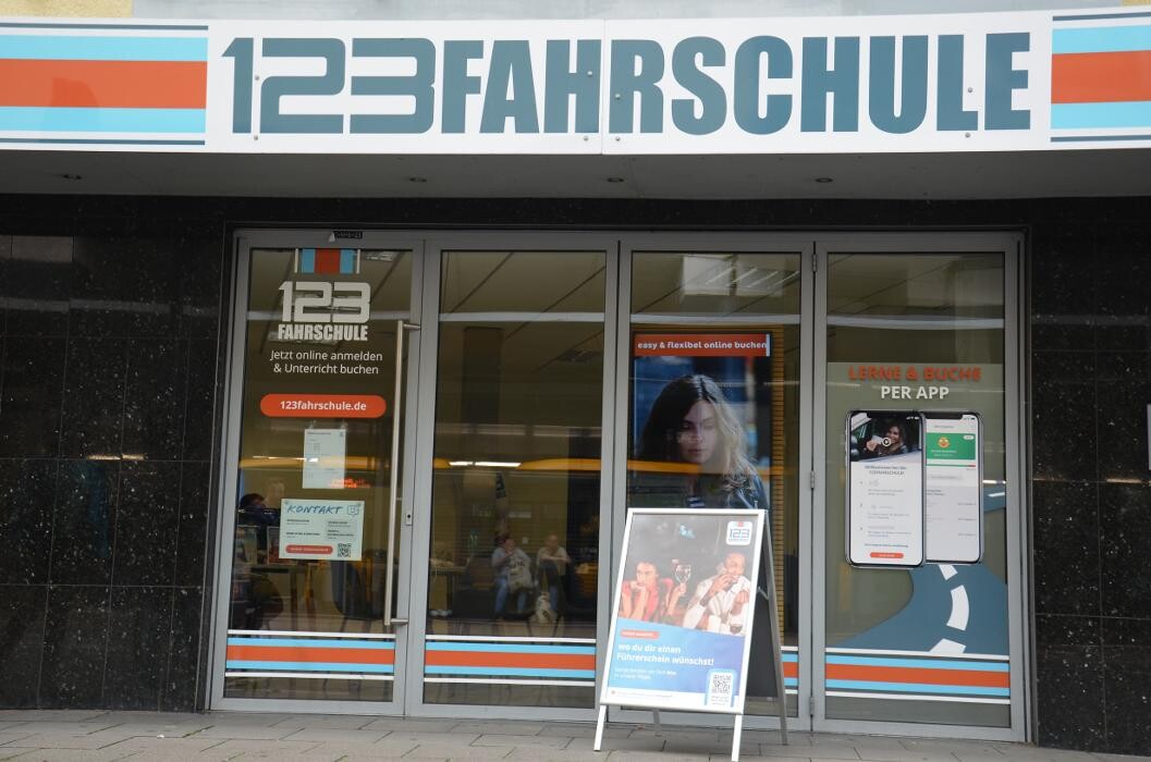 Bilder 123 FAHRSCHULE Siegburg