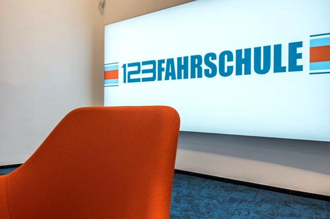 Bilder 123 FAHRSCHULE Dortmund-Zentrum