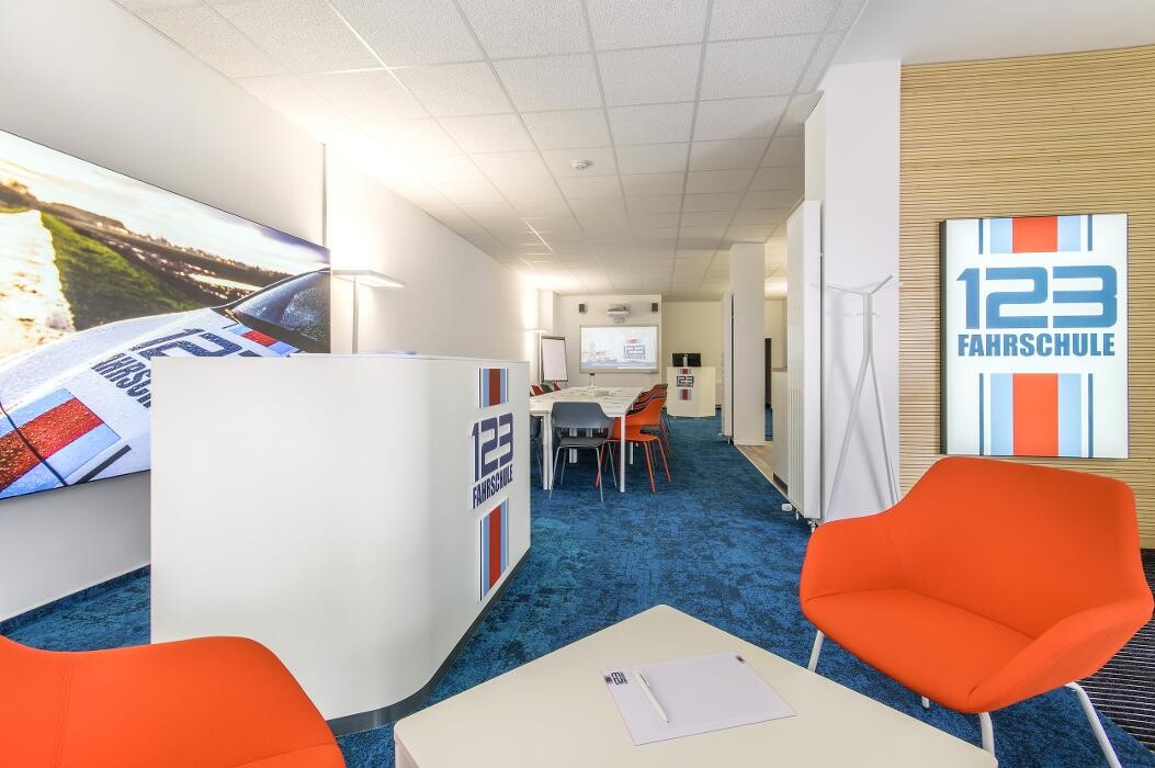 Bilder 123 FAHRSCHULE Herne