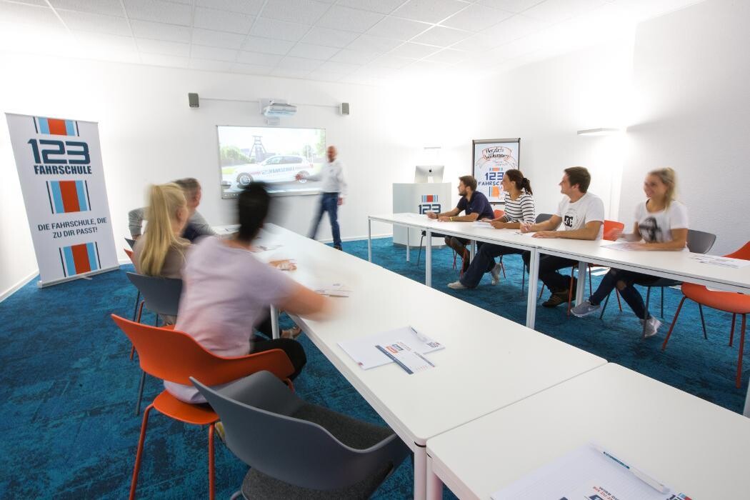 Bilder 123 FAHRSCHULE Essen