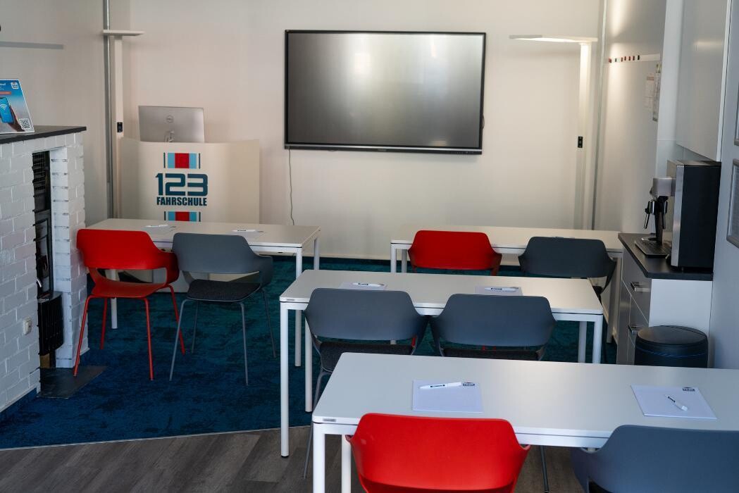 Bilder 123 FAHRSCHULE Köln-Lindenthal