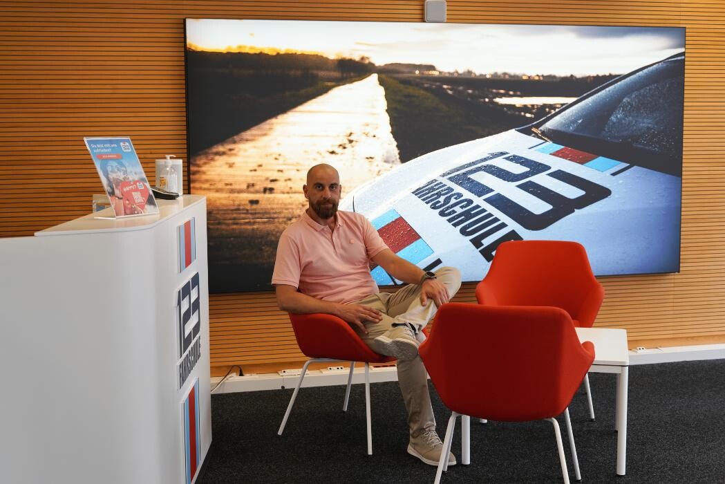 Bilder 123 FAHRSCHULE Duisburg-Zentrum