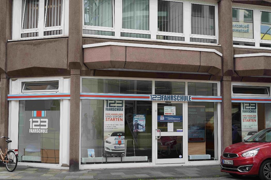 Bilder 123 FAHRSCHULE Duisburg-Zentrum