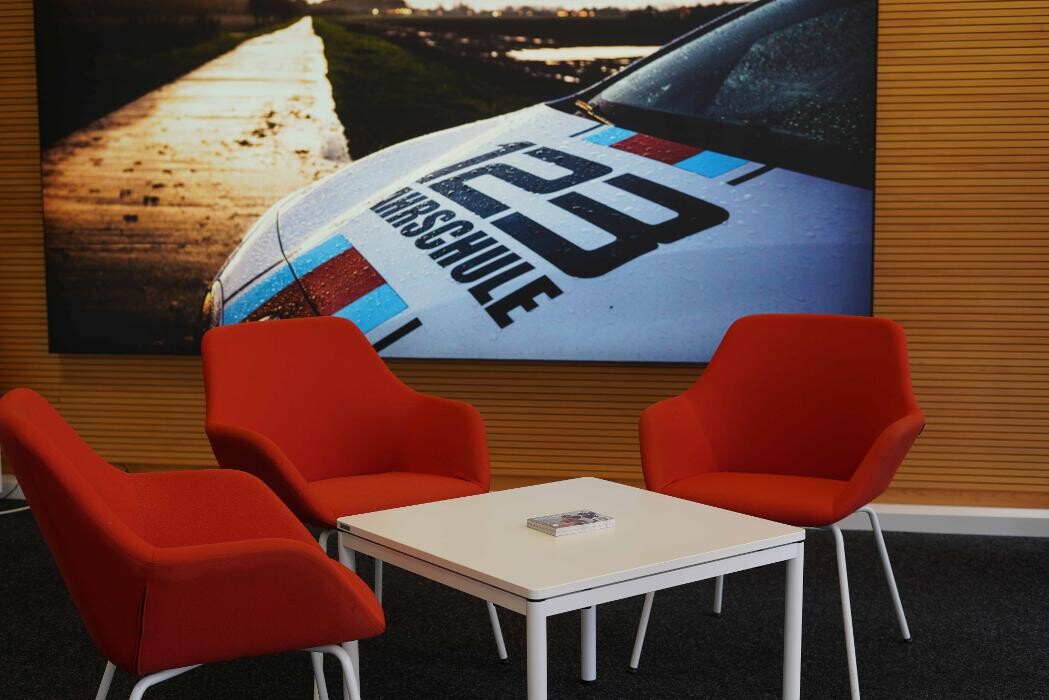 Bilder 123 FAHRSCHULE Duisburg-Zentrum