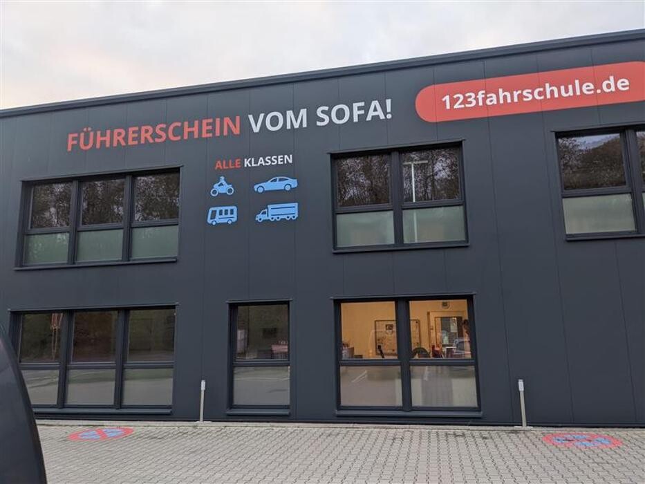 Bilder 123 FAHRSCHULE Dinslaken