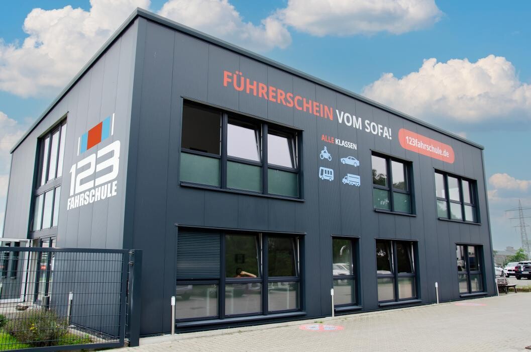 Bilder 123 FAHRSCHULE Dinslaken