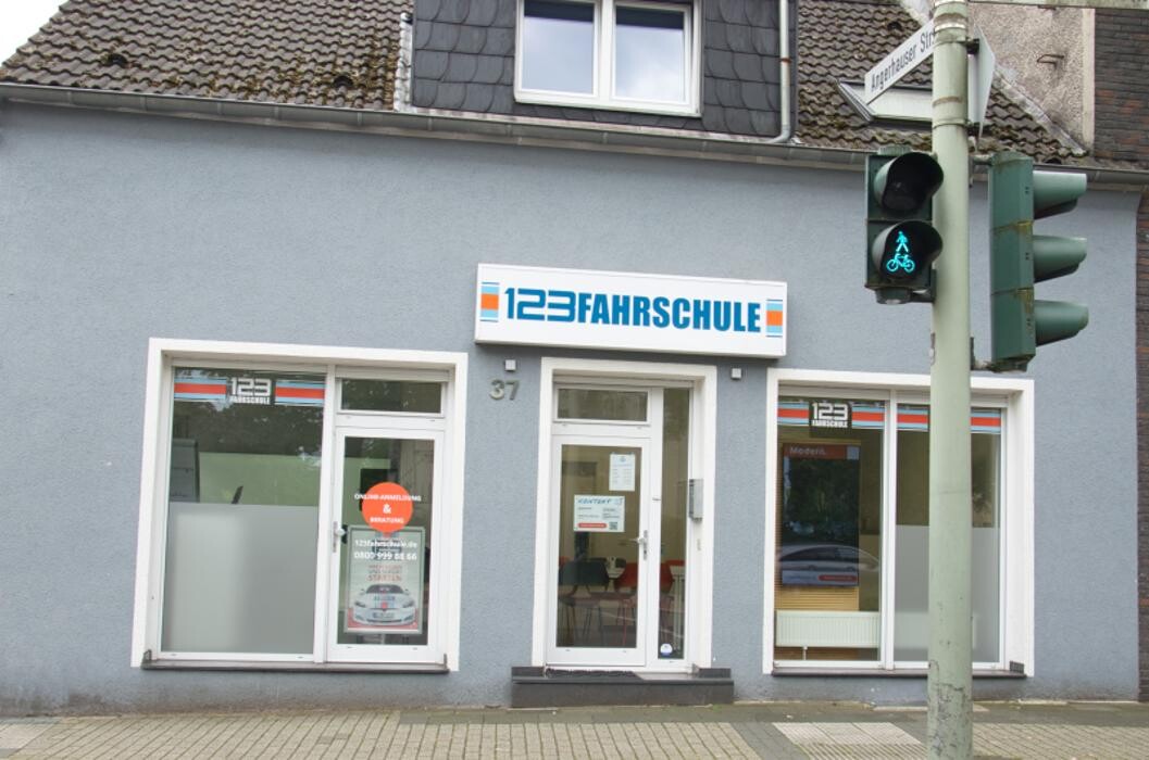 Bilder 123 FAHRSCHULE Duisburg-Süd