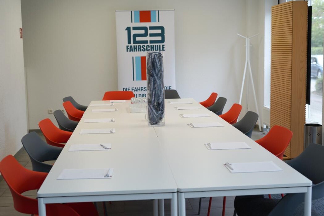 Bilder 123 FAHRSCHULE Duisburg-Süd