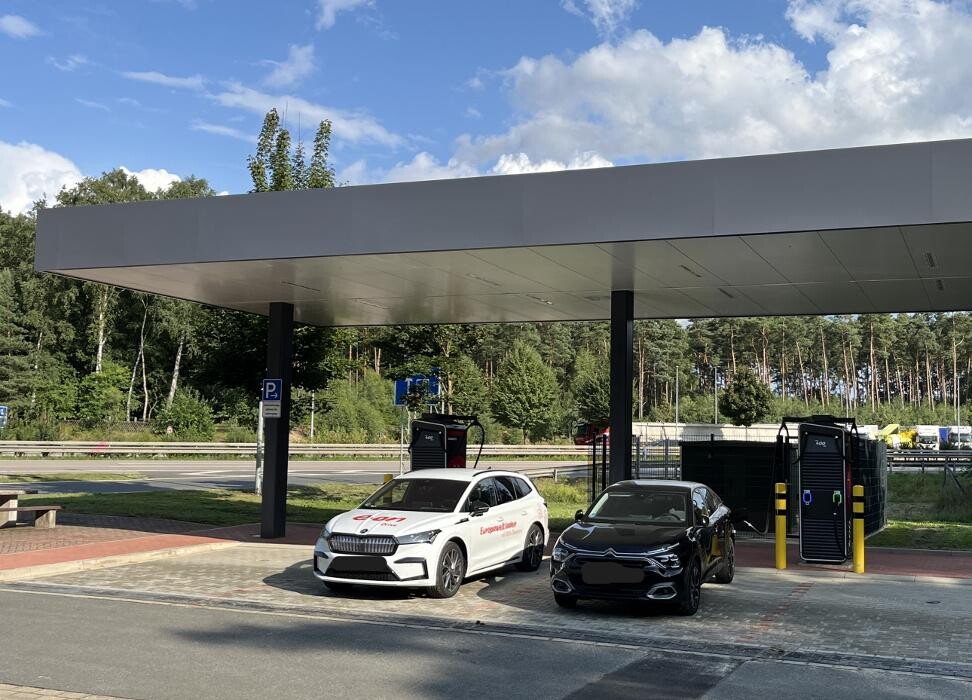 Bilder E.ON Drive Charging Station