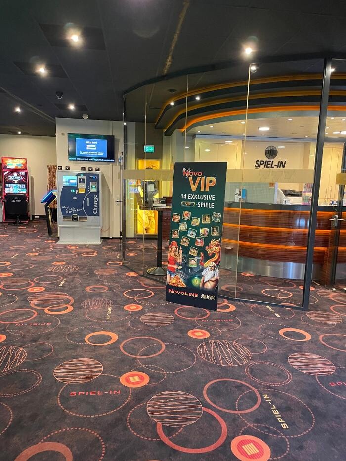 Bilder SPIEL-IN Spielhalle Theeßen