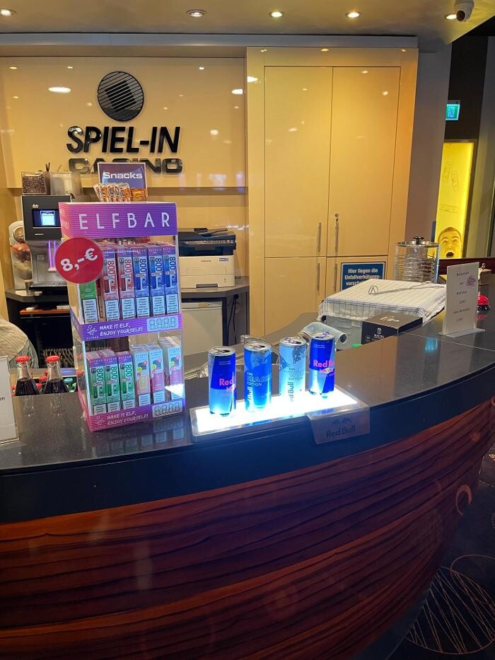 Bilder SPIEL-IN Spielhalle Theeßen