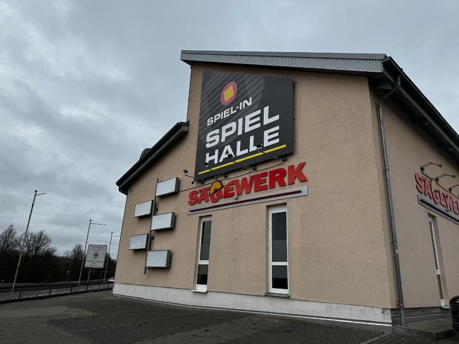 Bilder SPIEL-IN Spielhalle Kirchberg