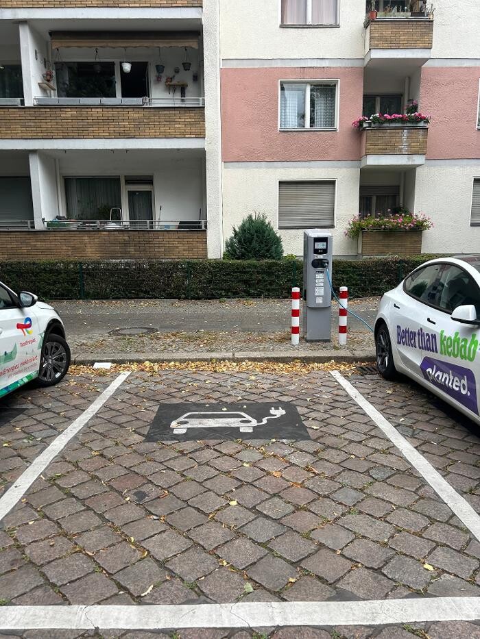Bilder TotalEnergies Charging station