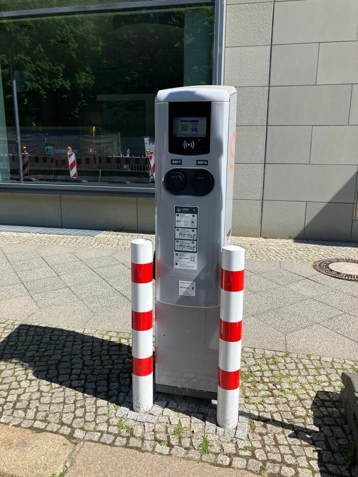 Bilder TotalEnergies Charging station
