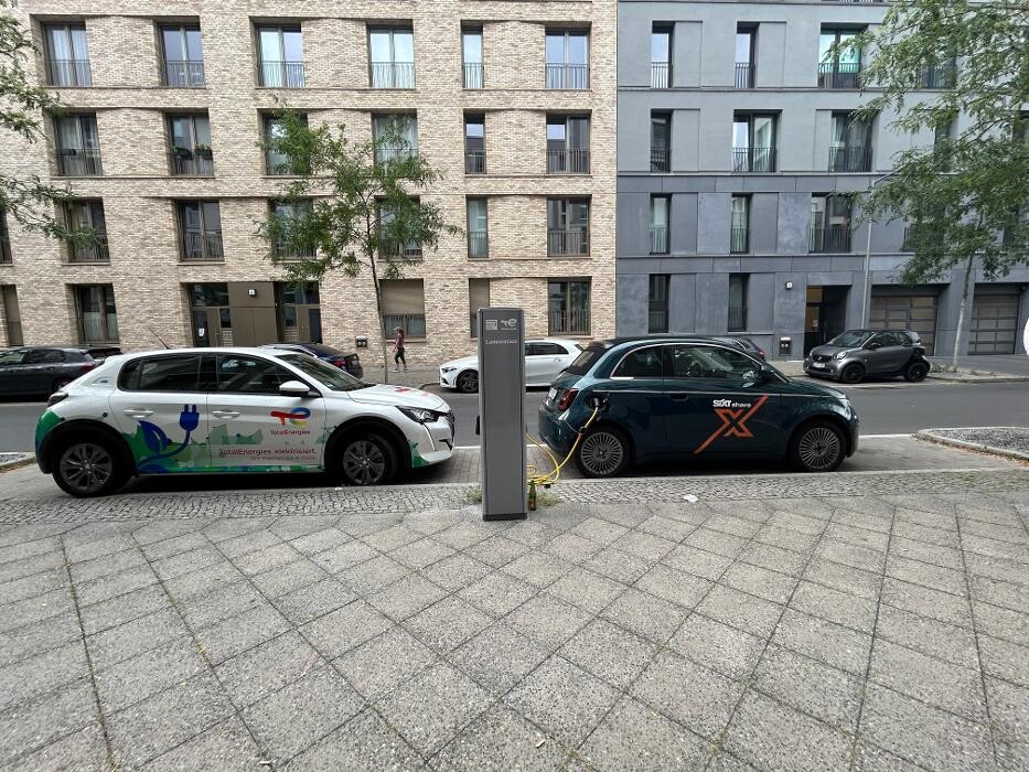 Bilder TotalEnergies Charging station