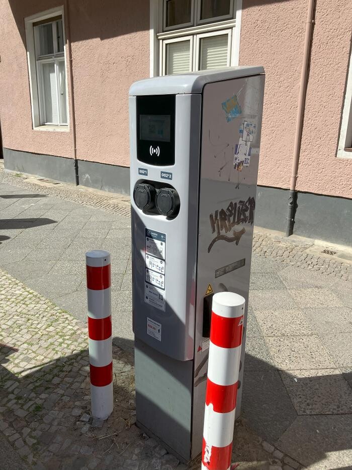 Bilder TotalEnergies Charging station