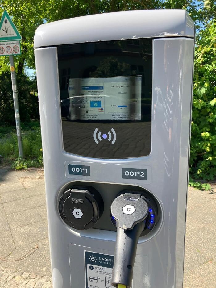 Bilder TotalEnergies Charging station