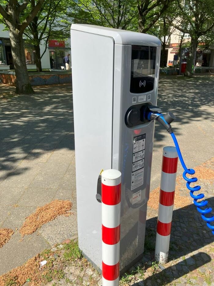 Bilder TotalEnergies Charging station