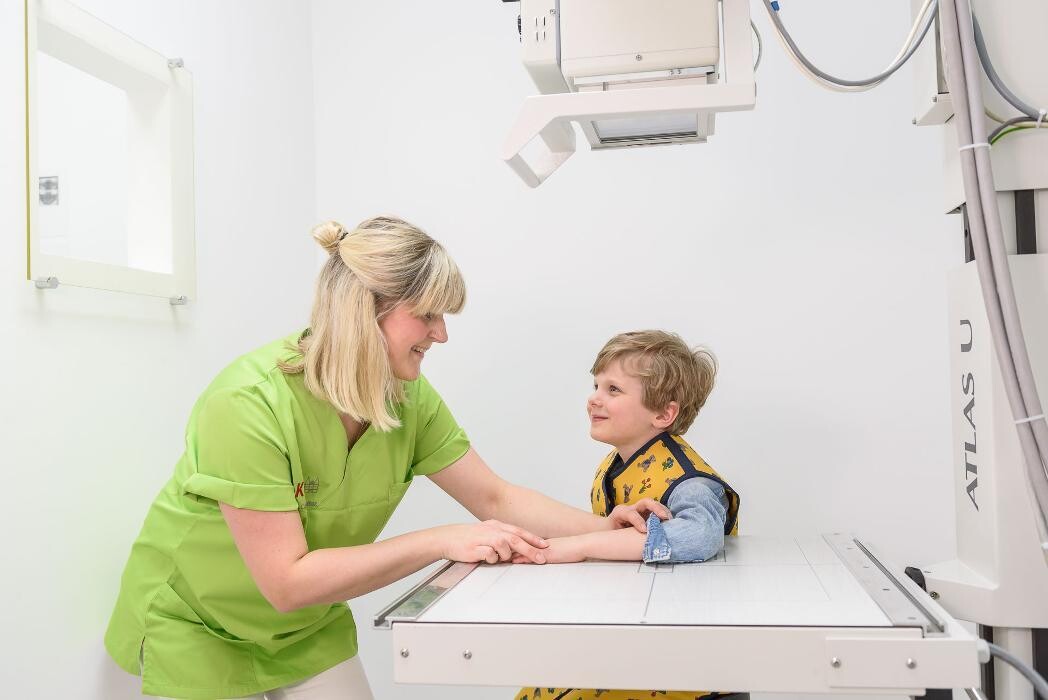 Bilder Kinderchirurgie am Holstentor, Dr. Andrea Ortfeld und Dr. Franziska Back-Petersen