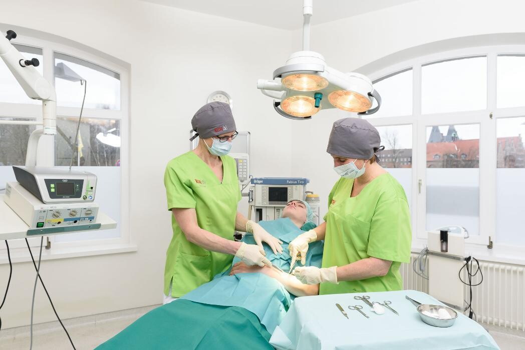 Bilder Kinderchirurgie am Holstentor, Dr. Andrea Ortfeld und Dr. Franziska Back-Petersen