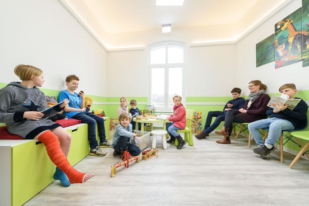 Bilder Kinderchirurgie am Holstentor, Dr. Andrea Ortfeld und Dr. Franziska Back-Petersen