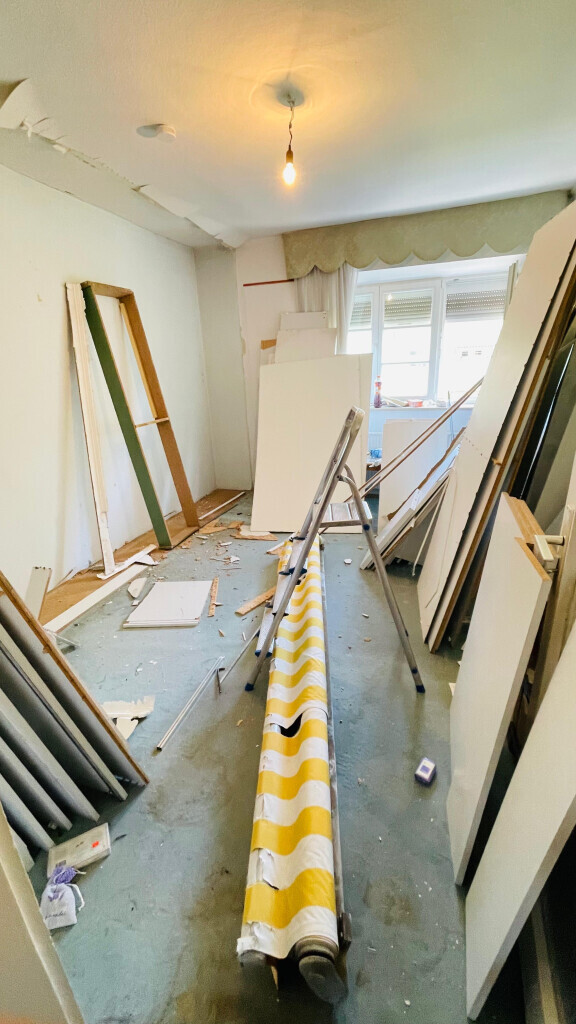 Bilder Power Entrümpler München Entrümpelungen & Renovierung