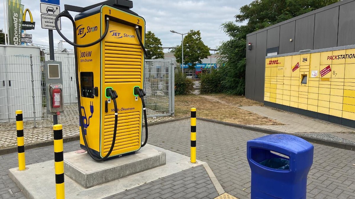 Bilder JET Ladestation